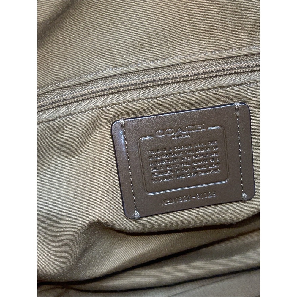 Coach Pebbled Pink Leather Hobo Shoulder Bag - Picture 11 of 14